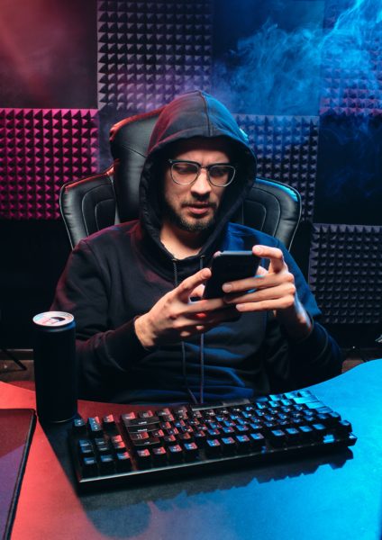pexels-mikhail-nilov-6964129